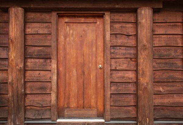 Log Cabin Siding Installation in Shawnee