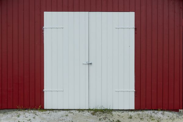 Pole Barn Siding Installation in Shawnee